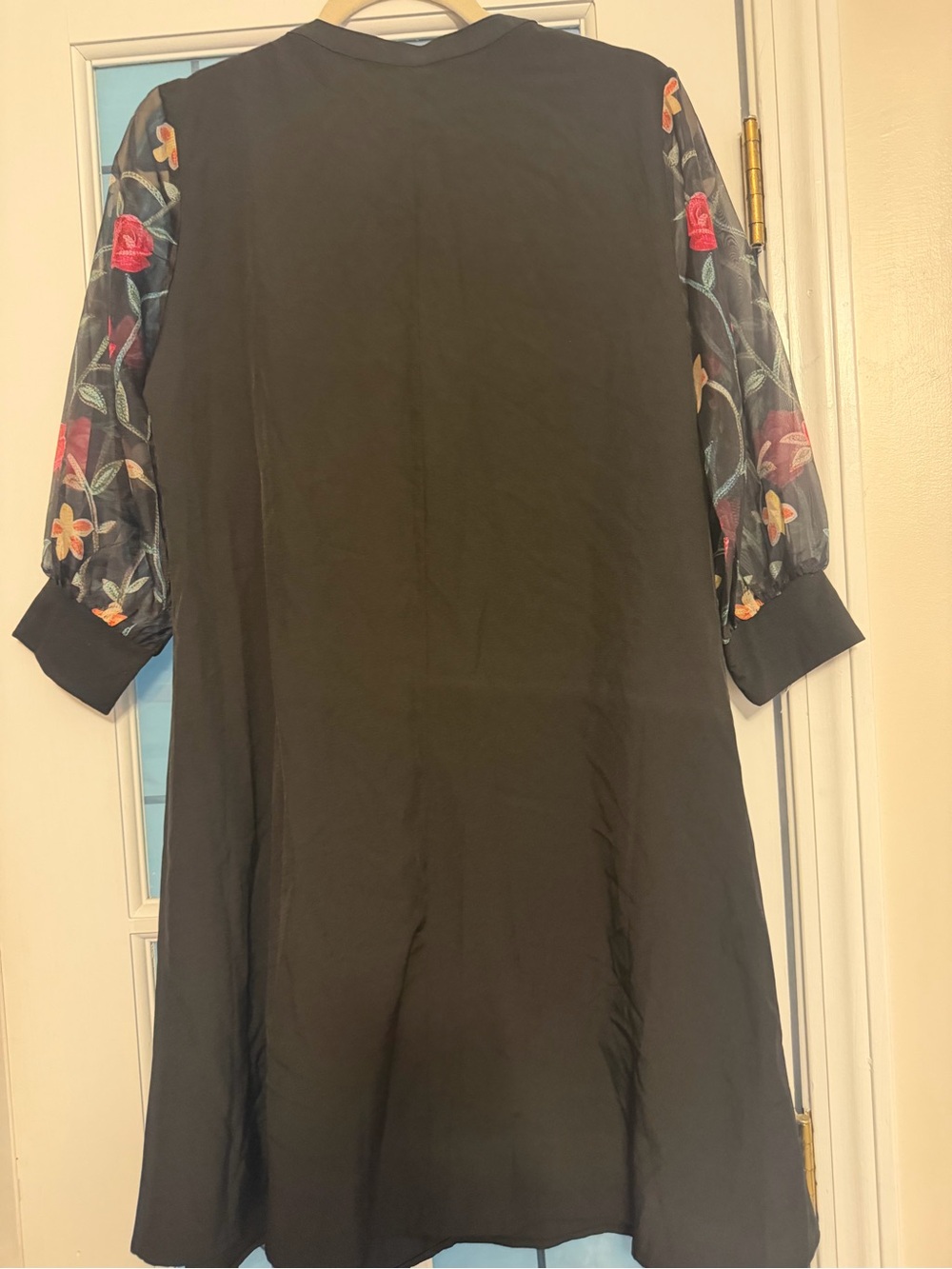 Source Unknown Black A-Line Dress with Embroidered Sheer Floral Sleeves - Picture 3 of 6